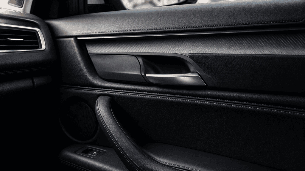 Capa blog interior de carro porta